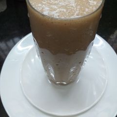 A picture of Pomegranate Banana Smoothie.