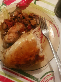 Una foto de Pollo al horno con rustidor