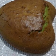 A picture of Lemon cake.