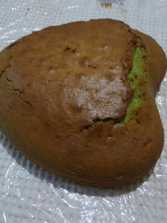 A picture of Lemon cake.