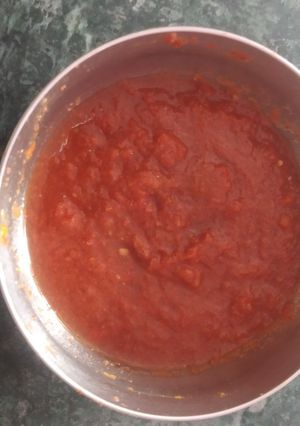 ટામેટા ની ચટણી (Tomato Chutney Recipe In Gujarati) રેસીપી મુખ્ય ફોટો