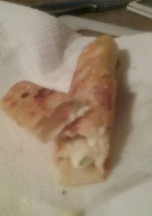 A picture of 4 Ingredient Crab Rangoon.