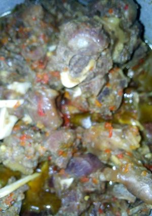 A picture of White yam/pepper soup.
