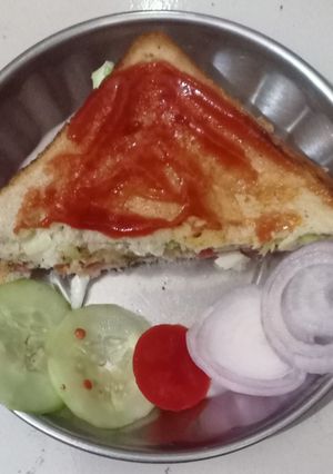 सैंडविच रेसिपी (Sandwich recipe in Hindi) रेसिपी मुख्य फोटो