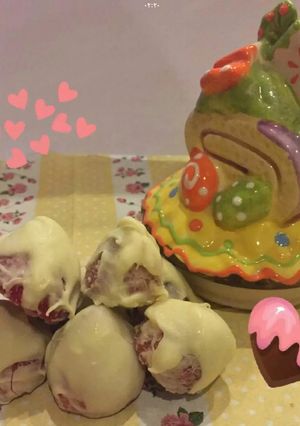 صورة لوصفة فراوله بالشوكولاته البيضاء 🍓🍫🤤