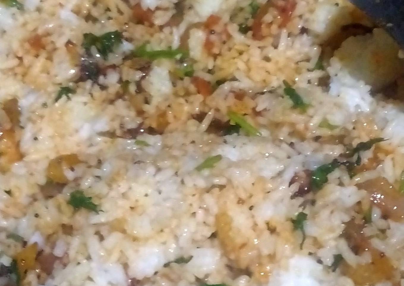 Onion tomato fried rice
