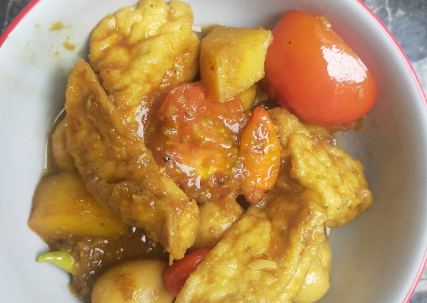 SEMUR Telur puyuh tahu kentang