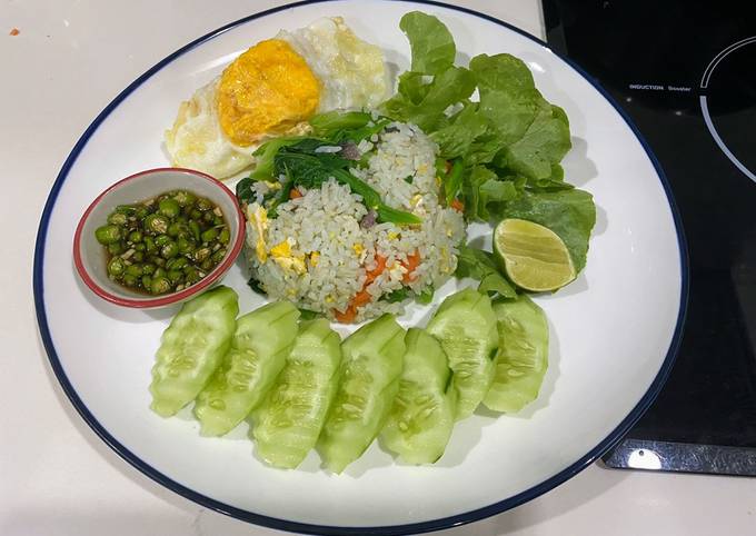 Butterfly Pea Fried Rice Recipe by Pakprawee - Cookpad