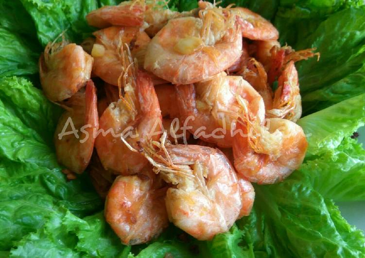 Cara Gampang Menyiapkan Udang goreng garlic yang Sempurna