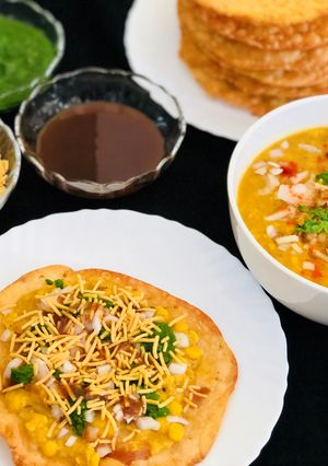 A picture of Dal pakwaan.