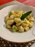 Ñoquis con manteca de salvia 🥔