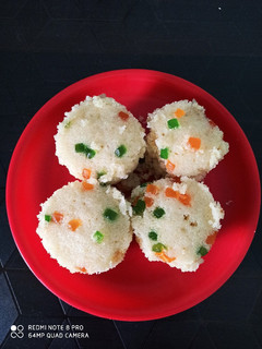 सूजी कप केक (Suji cup cake recipe in hindi) रेसिपी मुख्य फोटो