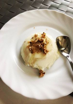 Panna Cotta mézes dióval recept fotója