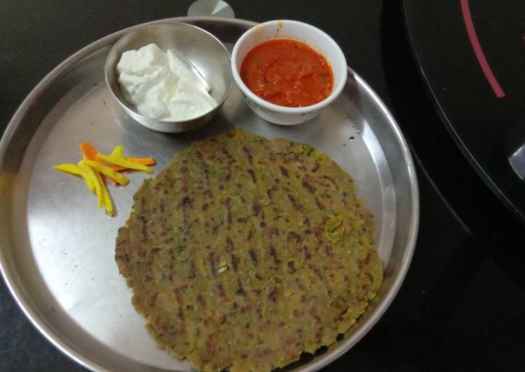 How to Make Any-night-of-the-week Bajra atta Dhebra with fresh fenugreek and green garlic