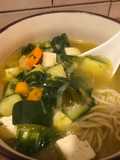 Cukkinis-Spenótos Miso leves (vegán)