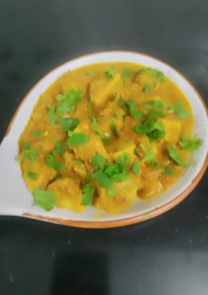 A picture of Dhaba style masala ARBI(TARO).