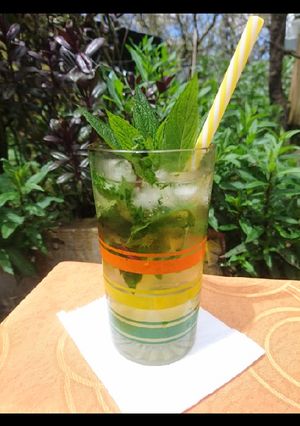 Una foto de Mojito cubano
