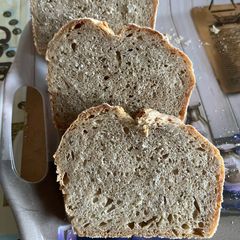 A picture of Seeded bread.