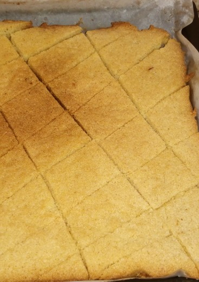 A picture of Basbousa.