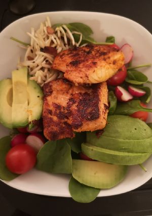 A picture of Salmon steaks.