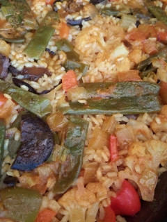 Una foto de Paella de verduras