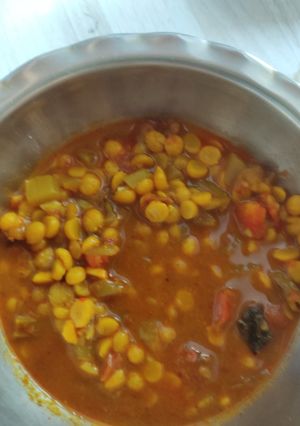 દુધી દાળ નું શાક (Dudhi Dal Shak Recipe In Gujarati) રેસીપી મુખ્ય ફોટો