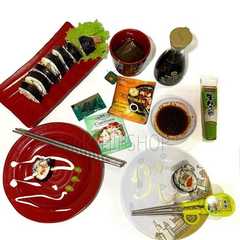รูปของ Homemade Sushi Roll Futomaki isian utama sosis