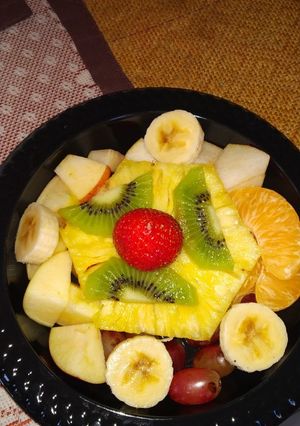 A picture of Fruit platter.