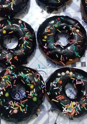 A picture of Donuts.