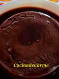 Cuajada de chocolate con bebida de vainilla