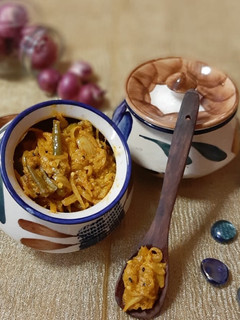 प्याज का अचार (Pyaz ka achar recipe in Hindi) रेसिपी मुख्य फोटो