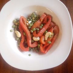 A picture of Roast red sweet pepper salad.