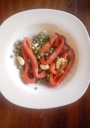 A picture of Roast red sweet pepper salad.