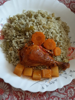 عکسی از دستور دمپخت باقالی شوید با مرغ🍗