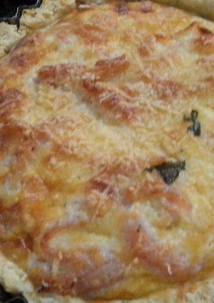 Una foto de Tarta de jamón y queso rápida