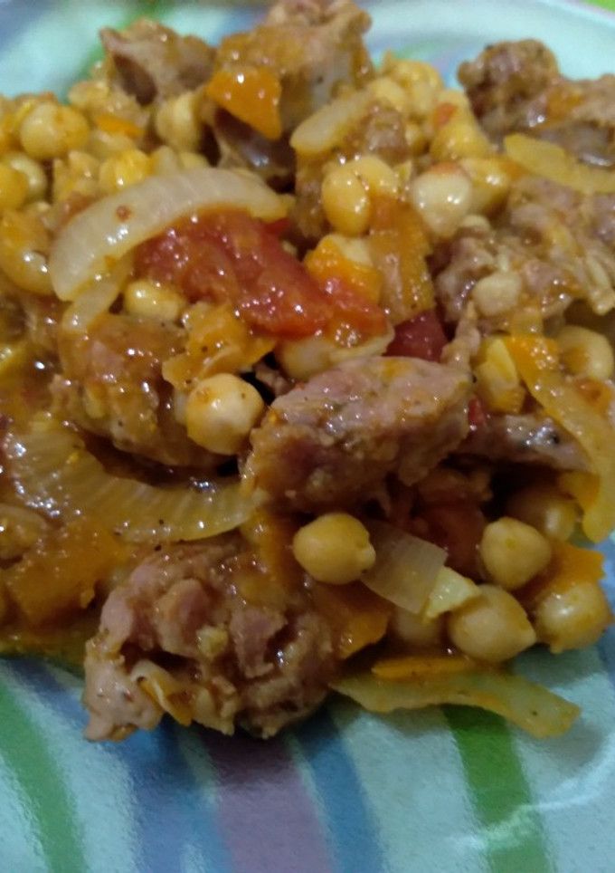 Una foto de Garbanzos con chorizos