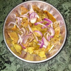 A picture of Khasta with aloo sabji.