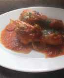 Jamoncitos de pollo con salsa de tomate