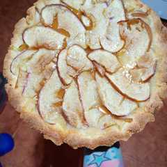 A picture of Tarta de mermelada y manzanas.