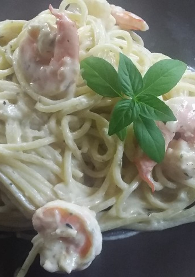 Una foto de Spaghetti con camarones