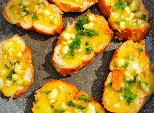 Hình của món Bánh Mì Bơ Tỏi Phô Mai.