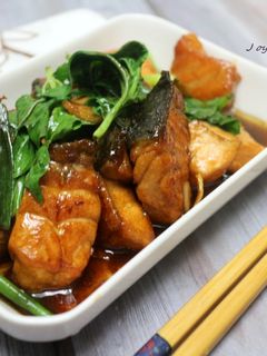 塔香醬燒鮭魚 的食譜成品照片