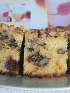 Joghurtos, diós, gyümölcsös recept fotója