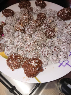 Una foto de TRUFAS CON COCO 😝😝