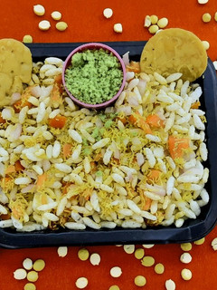 સૂકી લીલી ચટણી(Dry Green Chutney Recipe in Gujarati) રેસીપી મુખ્ય ફોટો