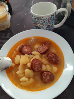 Una foto de Patatas a la riojana