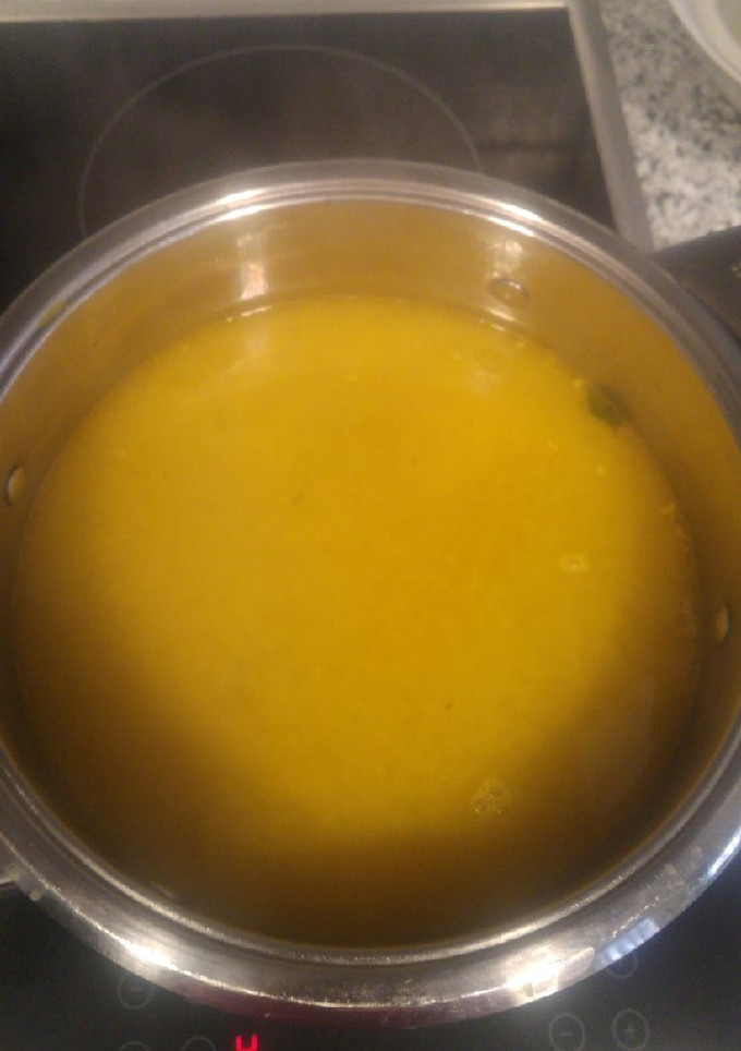 Una foto de Caldo de pollo