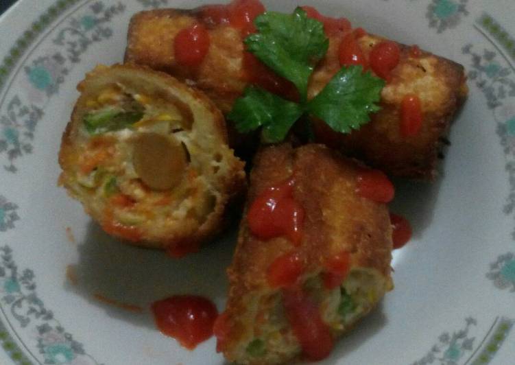 Roti Gulung Tahu Sosis