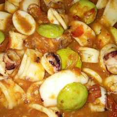 A picture of Sambal Cumi Petai.