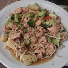 Una foto de Chop Suey de pollo